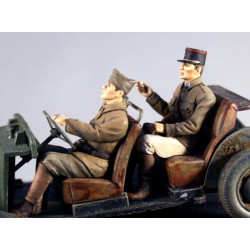 Traction Driver & French officer in May 1940 (2fig)